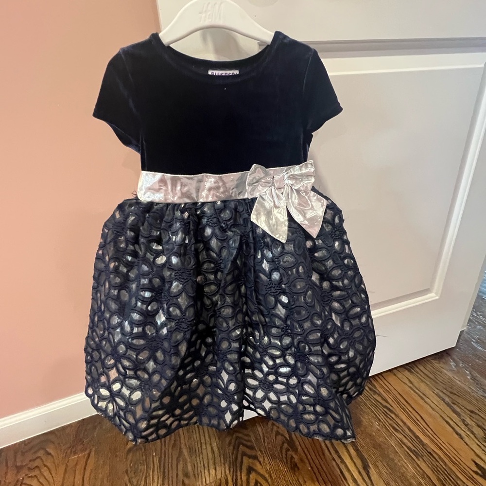 Blueberi Boulevard Black and Silver Kids Dress, size 4T, new with tags